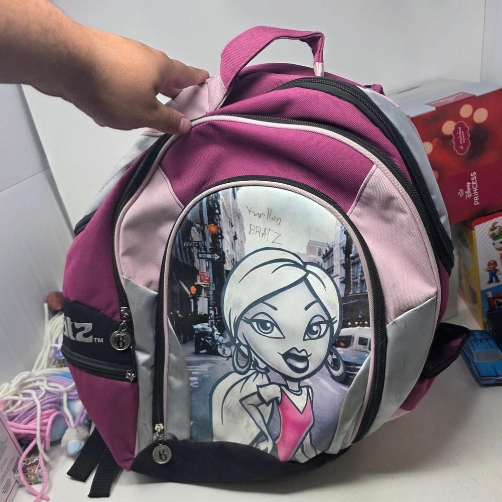 vintage y2k bratz backpack‎
